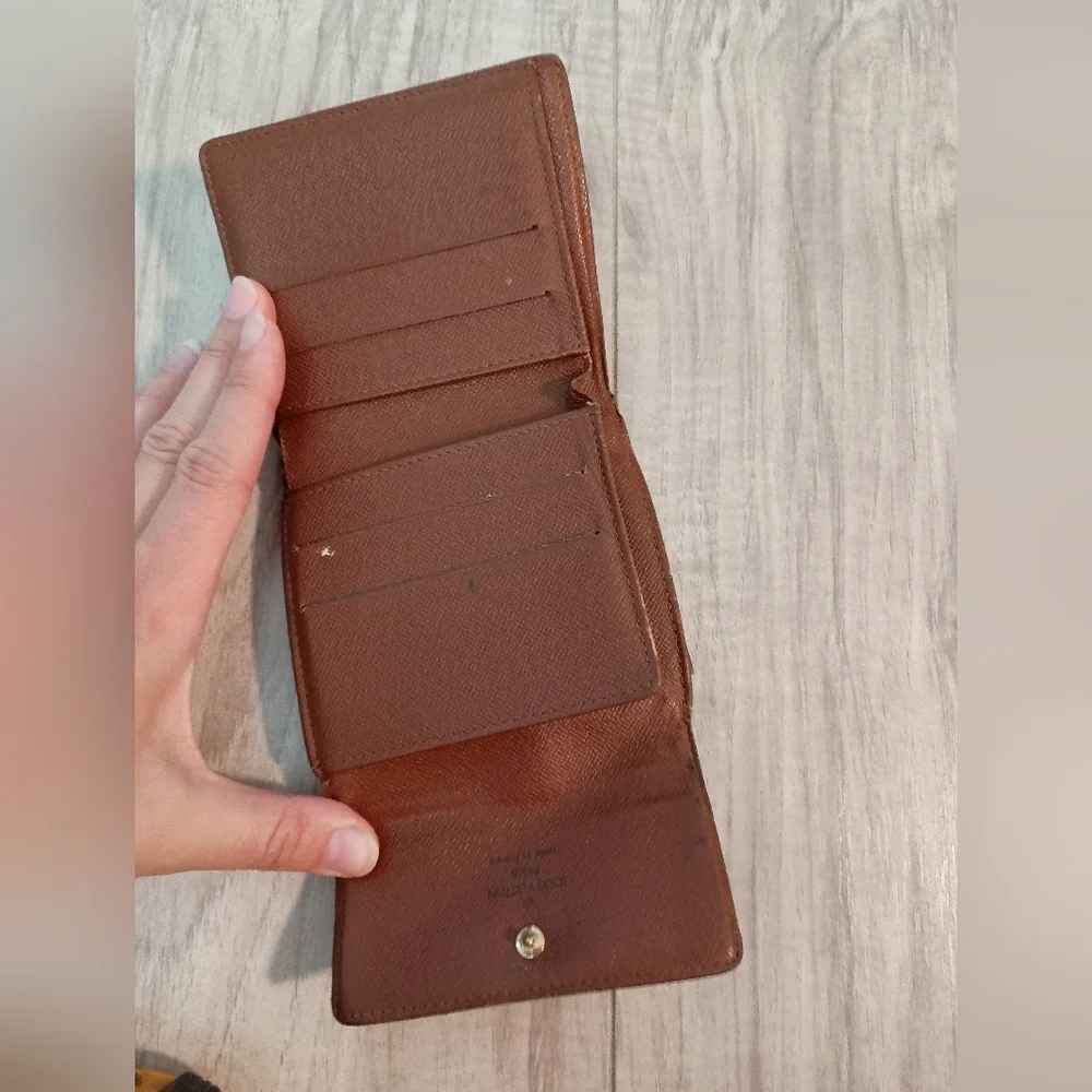 Authentic Louis Vuitton Monogram Portefeiulle Elise Trifold Wallet